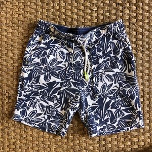 Crewcuts floral shorts. Boys size 10.